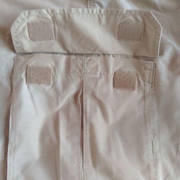W33  Men's Old Navy khaki shorts - Picture 4 of 7